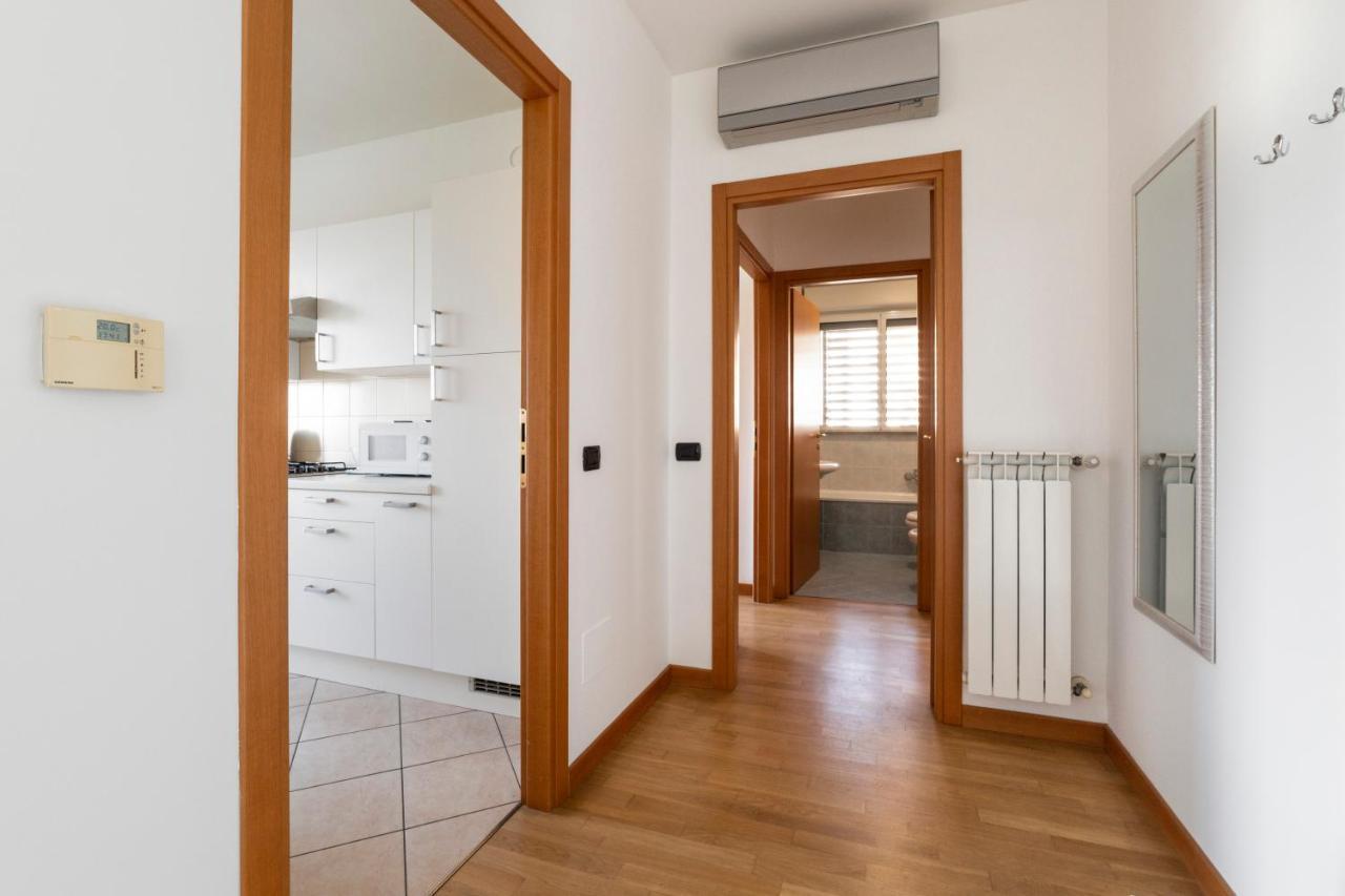 Milano Rogoredo Apt With Terrace! Leilighet Eksteriør bilde