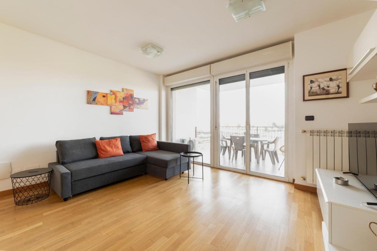Milano Rogoredo Apt With Terrace! Leilighet Eksteriør bilde